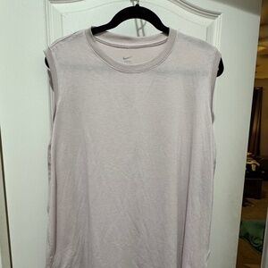 Large Women’s Nike Tank Top